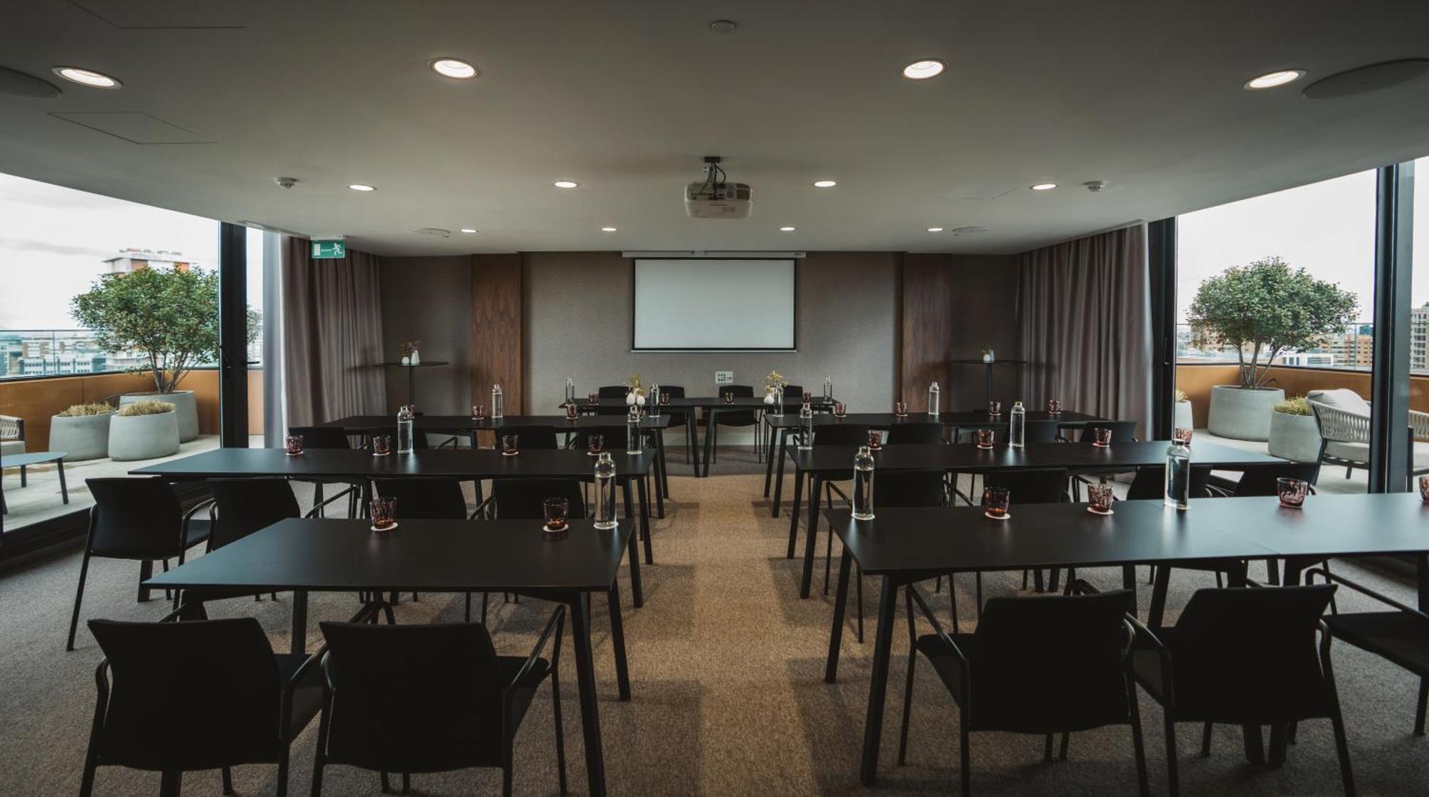 Hotel Pinar Plaza Мадрид Екстериор снимка