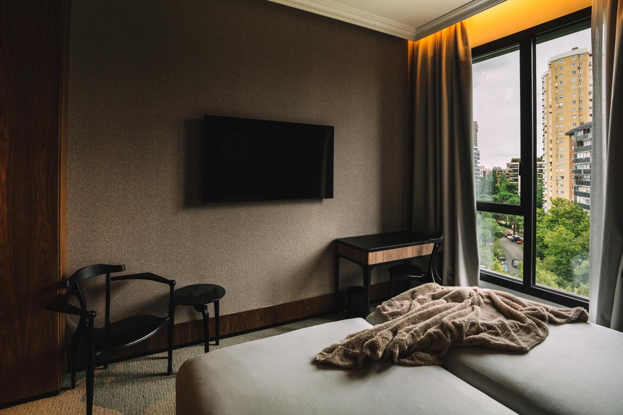 Hotel Pinar Plaza Мадрид Екстериор снимка