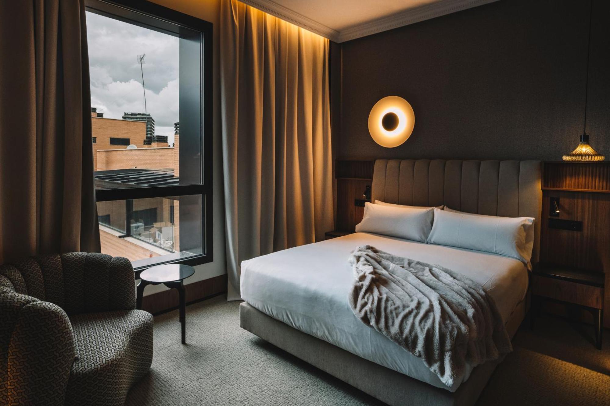 Hotel Pinar Plaza Мадрид Екстериор снимка